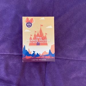 Minnie Mouse Main Attraction Band